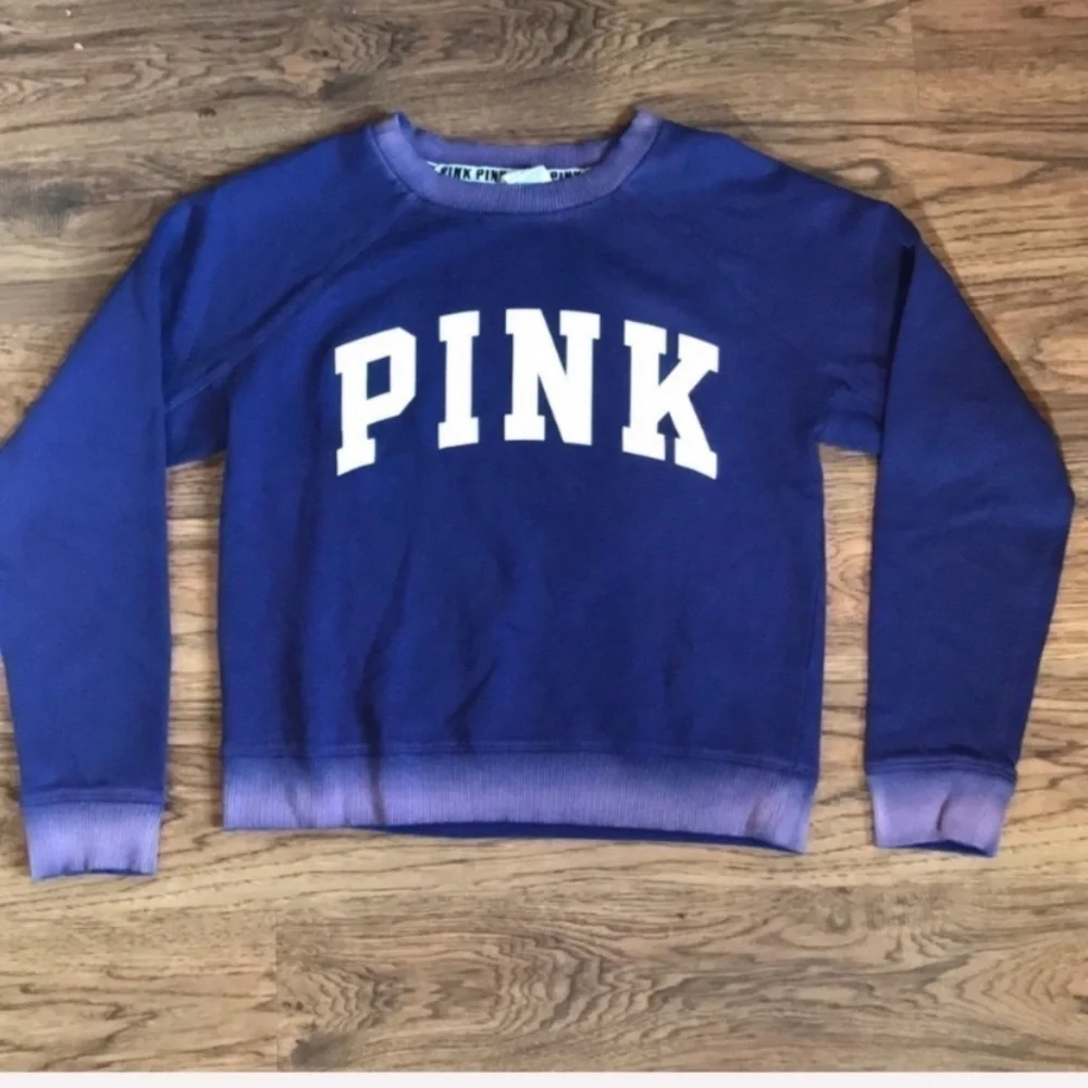 VS PINK Sweatshirt - Purple - Picture 3 of 5